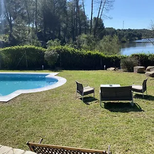 https://las-terrazas-del-lago-alojamiento-rural.es-andalucia.com